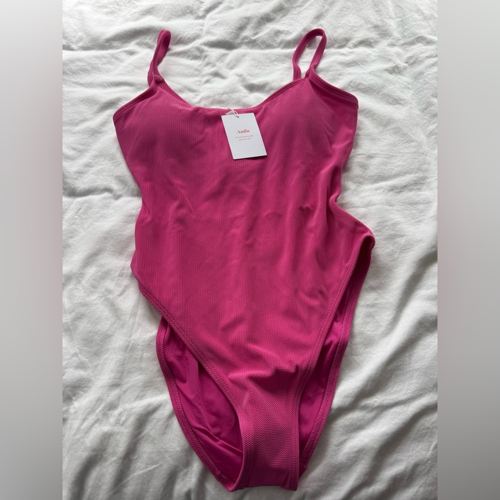 Andie Swim Amalfi One Piece in Orchid, Size M, NWT